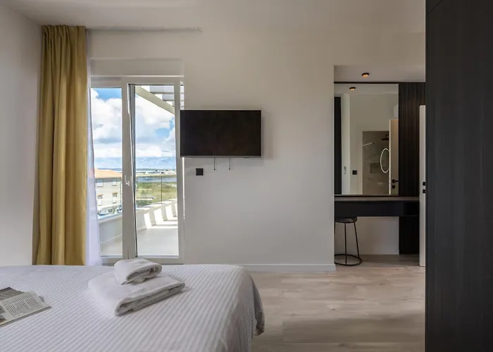 Roko Zadarvillas *