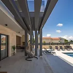 Roko Zadarvillas
