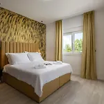 Roko Zadarvillas Nin