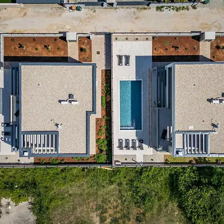 Roko Zadarvillas * Nin